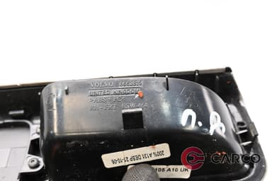 Панел копче ел стъкло преден десен за VOLVO V50 комби (MW) 2.4 D5 (2004)