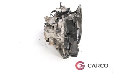 6 Степенна автоматична скоростна кутия 30713903 с модул скорости 30735596 за VOLVO V50 комби (MW) 2.4 D5 (2004)