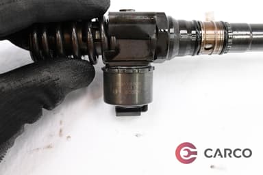 Дюза дизел 03G 130 073 G 77924 за DODGE JOURNEY 2.0 CRD (2008)