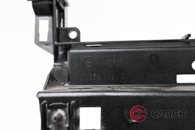 Централна конзола за VW BORA седан (1J2) 1.4 16V (1998 - 2005)