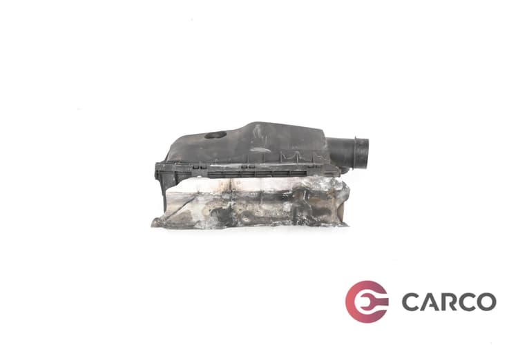 Кутия въздушен филтър за MERCEDES-BENZ C-CLASS седан (W203) C 220 CDI (203.006) (2000 - 2007)