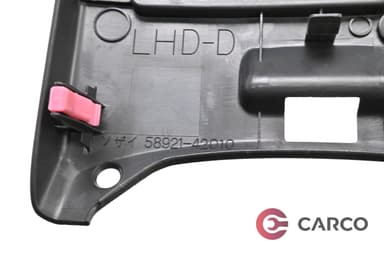 Конзола около ръчна спирачка за TOYOTA RAV 4 III (ACA3_, ACE_, ALA3_, GSA3_, ZSA3_) 2.2 D-4D 4WD (2005)