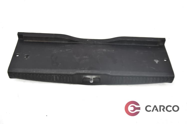 Лайсна около заключалка заден капак за HYUNDAI COUPE / TIBURON (GK) 1.6 16V (2001 - 2009)