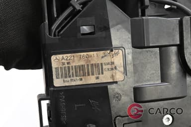 Външна дръжка предна лява за MERCEDES-BENZ S-CLASS седан (W221) S 320 CDI (221.022, 221.122) (2005 - 2013)