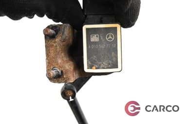 Сензор височина 010 542 77 17 за MERCEDES-BENZ E-CLASS седан (W211) E 320 CDI (211.022) (2002 - 2009)