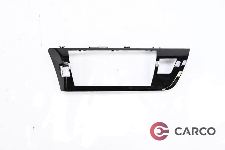 Интериорна лайсна 55405 02540 за TOYOTA COROLLA (ZWE18_, NZE18_, ZRE18_) 1.6 (ZRE181_, ZRE185_) (2012)