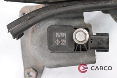 Сензор 9883 300 02R за RENAULT MEGANE III Grandtour (KZ0/1) 1.5 dCi (KZ09, KZ0D, KZ1G, KZ1M, KZ1W) (2008)
