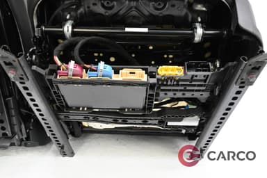 Седалки предни за MERCEDES-BENZ A-CLASS Saloon (V177) A 180 (2019)
