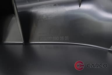 Интериорна лайсна праг задна дясна 1776900601 за MERCEDES-BENZ A-CLASS Saloon (V177) A 180 (2019)