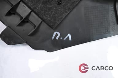 Интериорна лайсна праг преден ляв 1776802700 за MERCEDES-BENZ A-CLASS Saloon (V177) A 180 (2019)
