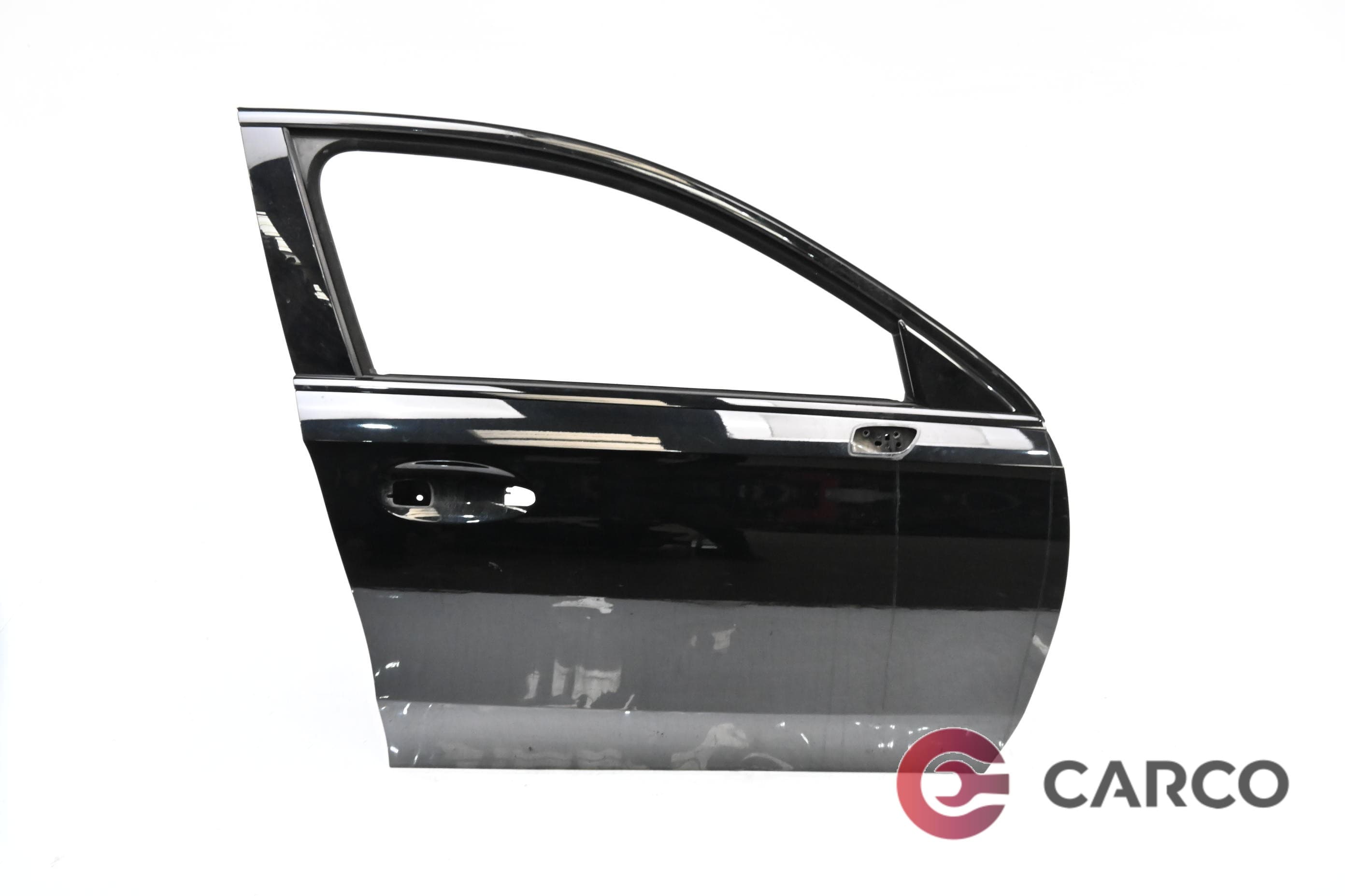 Врата предна дясна за MERCEDES-BENZ A-CLASS Saloon (V177) A 180 (2019)