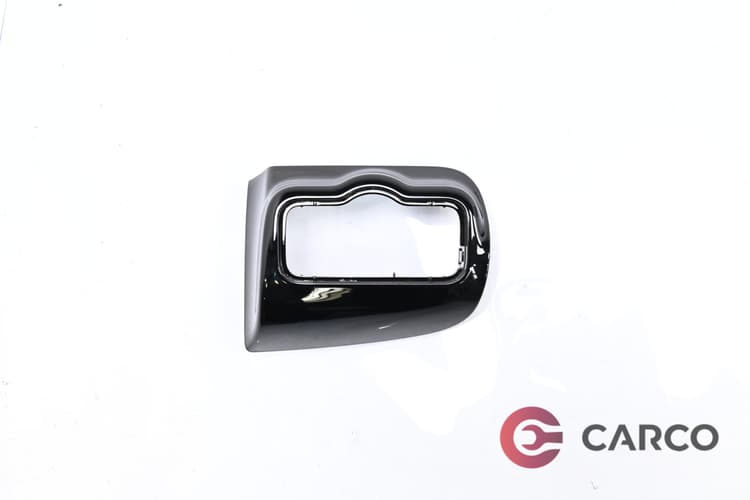 Интериорна лайсна предна лява 177 680 97 00 002 за MERCEDES-BENZ A-CLASS Saloon (V177) A 180 (2019)