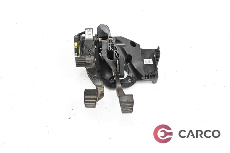 Педали съединител и спирачка за Fiat Tipo (356) 1.4i (2015)