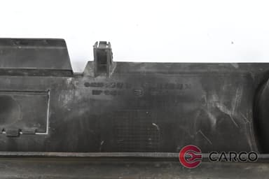 Екстериорна лайсна 209 505 06 30 за MERCEDES-BENZ CLK (C209) 270 CDI (209.316) (2002 - 2009)