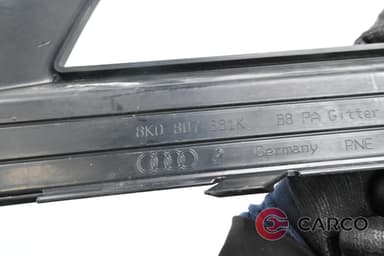 Лайсна около халоген лява за AUDI A4 седан (8K2, B8) 2.0 TDI (2007 - 2015)
