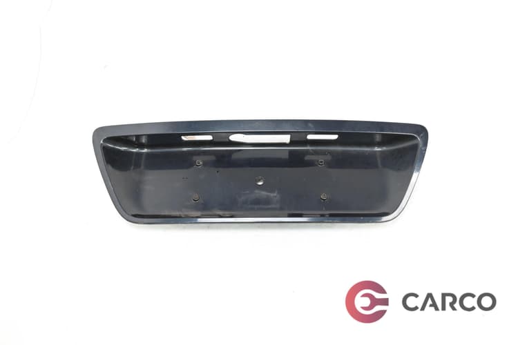 Лайсна около регистрационен номер за MERCEDES-BENZ C-CLASS T-Model (S203) C 220 CDI (203.206) (2001 - 2007)