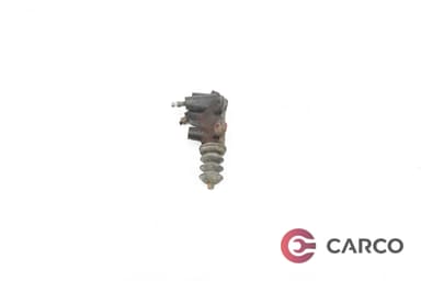 Долна помпа съединител за TOYOTA AVENSIS хетчбек (T25) 2.0 (2003 - 2008)