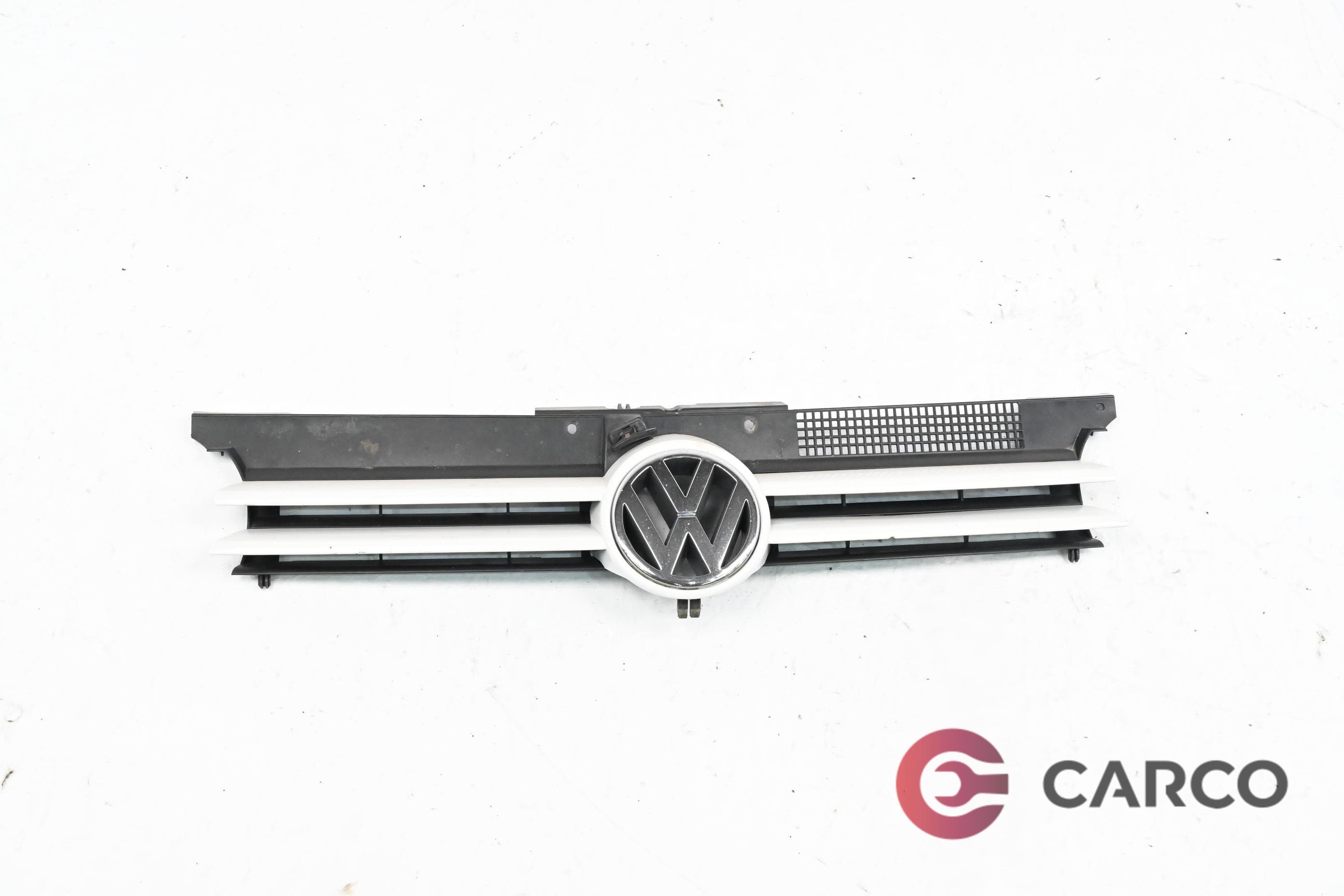 Декоративна решетка с емблема за VW GOLF Mk IV (1J1) 2.3 V5 4motion (1997 - 2005)