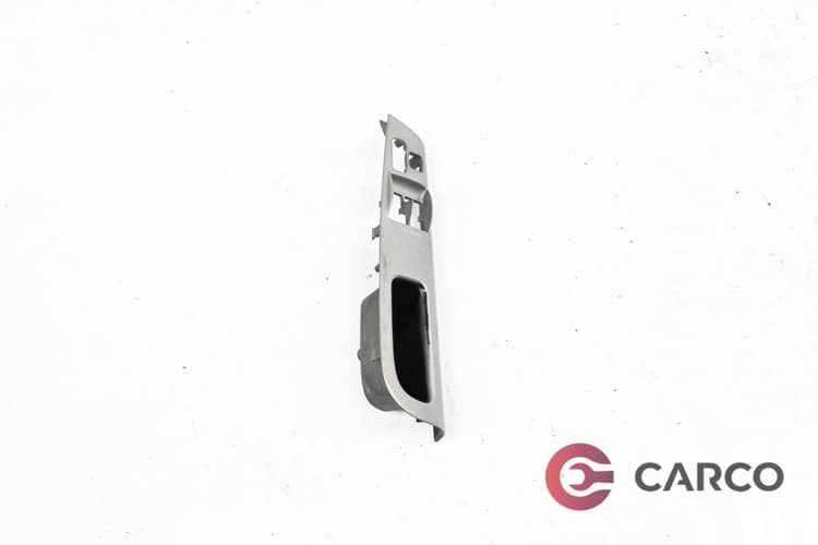 Лайсна около панел копчета ел стъкла за TOYOTA COROLLA  Е120 2 врати 2.0 D-4D 90hp (2001 - 2007)
