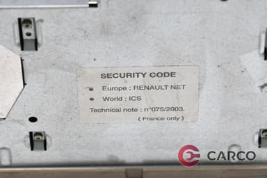 Радио CD за RENAULT MEGANE II седан Facelift (LM0/1_) 1.6 16V (2003)