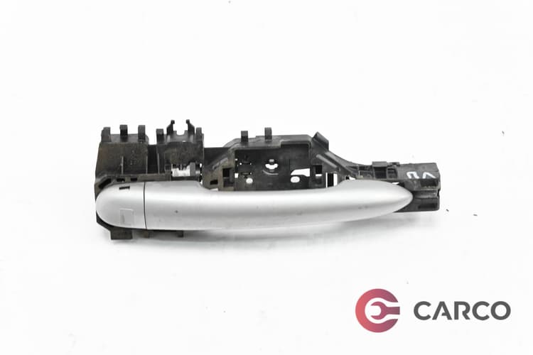 Външна дръжка предна лява за RENAULT MEGANE II седан Facelift (LM0/1_) 1.6 16V (2003)