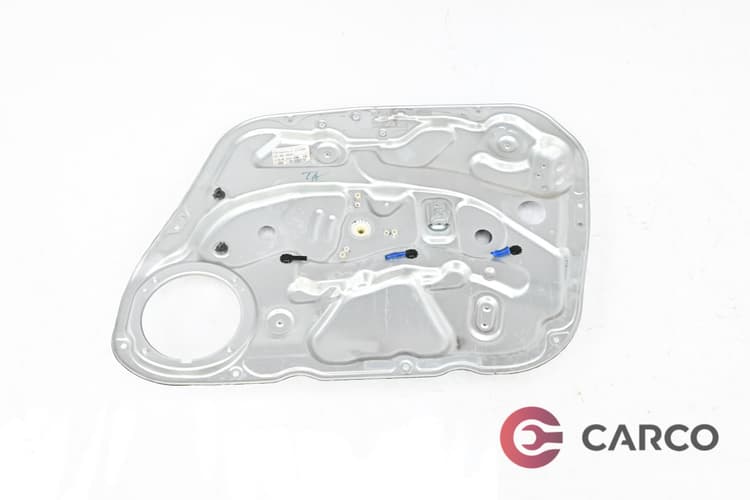 Стъклоповдигач преден десен с панел врата за HYUNDAI i30 CW (FD) 1.6 CRDi (2007 - 2012)