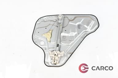 Стъклоповдигач заден ляв с панел врата за HYUNDAI i30 CW (FD) 1.6 CRDi (2007 - 2012)