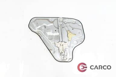 Стъклоповдигач заден десен с панел врата за HYUNDAI i30 CW (FD) 1.6 CRDi (2007 - 2012)