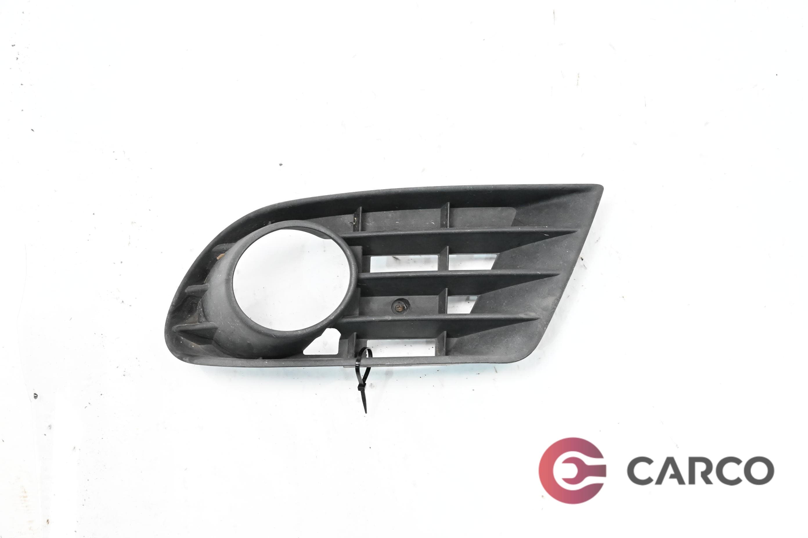 Лайсна около халоген дясна за VW GOLF PLUS (5M1, 521) 1.6 FSI (2005 - 2013)