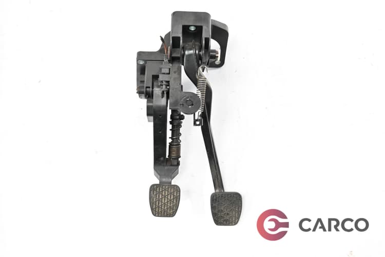 Педали съединител и спирачка за MERCEDES-BENZ B-CLASS (W245) B 200 (245.233) (2005 - 2011)