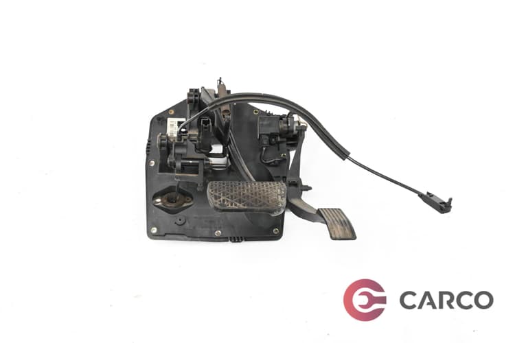 Педали газ и спирачка 168 290 40 01 за MERCEDES-BENZ VANEO (414) 1.9 (414.700) (2002 - 2005)