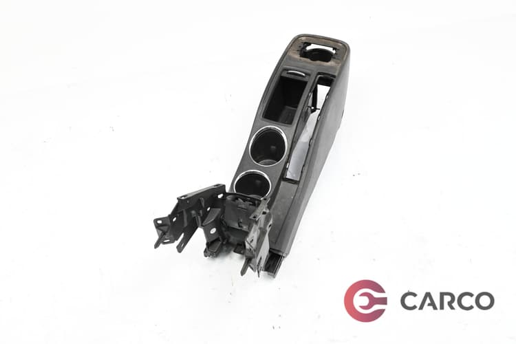 Конзола около скоростен лост и ръчна спирачка за OPEL ZAFIRA TOURER C (P12) 1.6 CNG (2011)