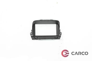 Лайсна около дисплей за OPEL ZAFIRA TOURER C (P12) 1.6 CNG (2011)