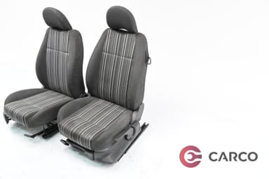 Седалки предни за VW FOX (5Z1, 5Z3) 1.2 (2003)