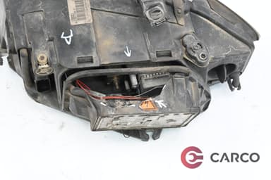 Фар десен за AUDI A4 Avant (8E5, B6) 2.5 TDI (2001 - 2004)