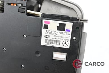 Плафон централен за MERCEDES-BENZ C-CLASS седан (W203) C 220 CDI (203.008) (2000 - 2007)