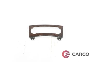 Лайсна около управление климатик за MERCEDES-BENZ C-CLASS седан (W203) C 220 CDI (203.008) (2000 - 2007)