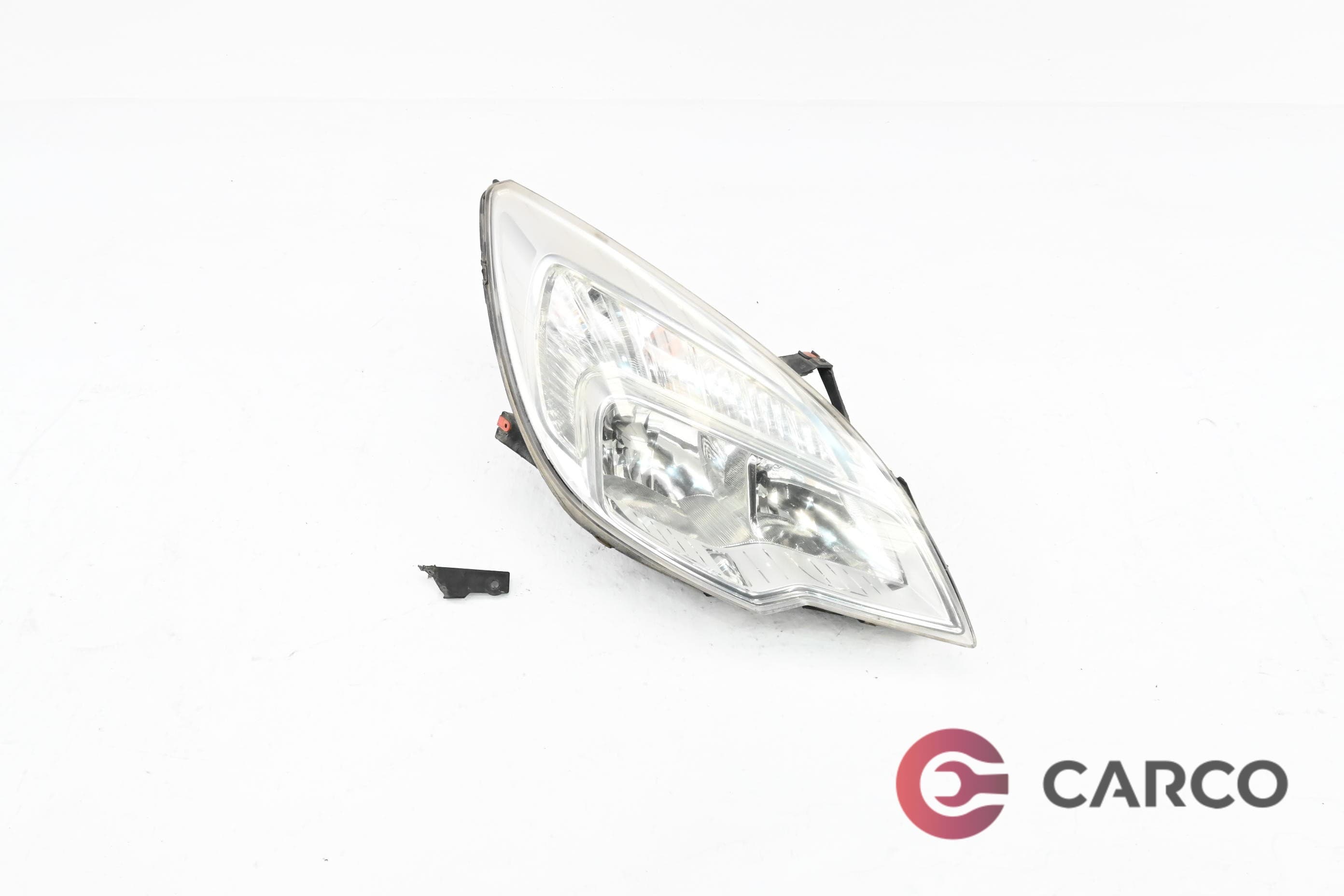 Фар десен за OPEL MERIVA B 1.4 LPG (2010)