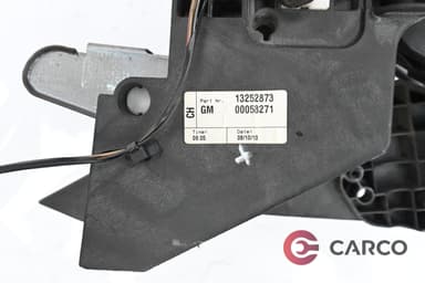 Педали съединител и спирачка за OPEL MERIVA B 1.4 LPG (2010)