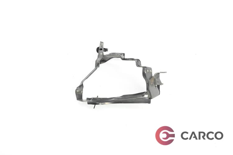 Лайсна около фар дясна за MERCEDES-BENZ C-CLASS седан (W204) C 220 CDI (204.008) (2007 - 2014)