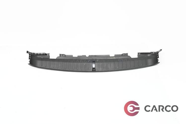 Лайсна около заключалка заден капак за BMW X3 (F25) xDrive 20 d (2010)