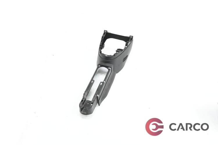 Конзола около скоростен лост за FORD FIESTA V (JH_, JD_) 1.3 (2001 - 2010)