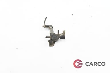 Вакуум клапан J84600-3040 за HONDA CR-V I (RD) 2.0 16V 4WD (RD1, RD3) (1995 - 2002)