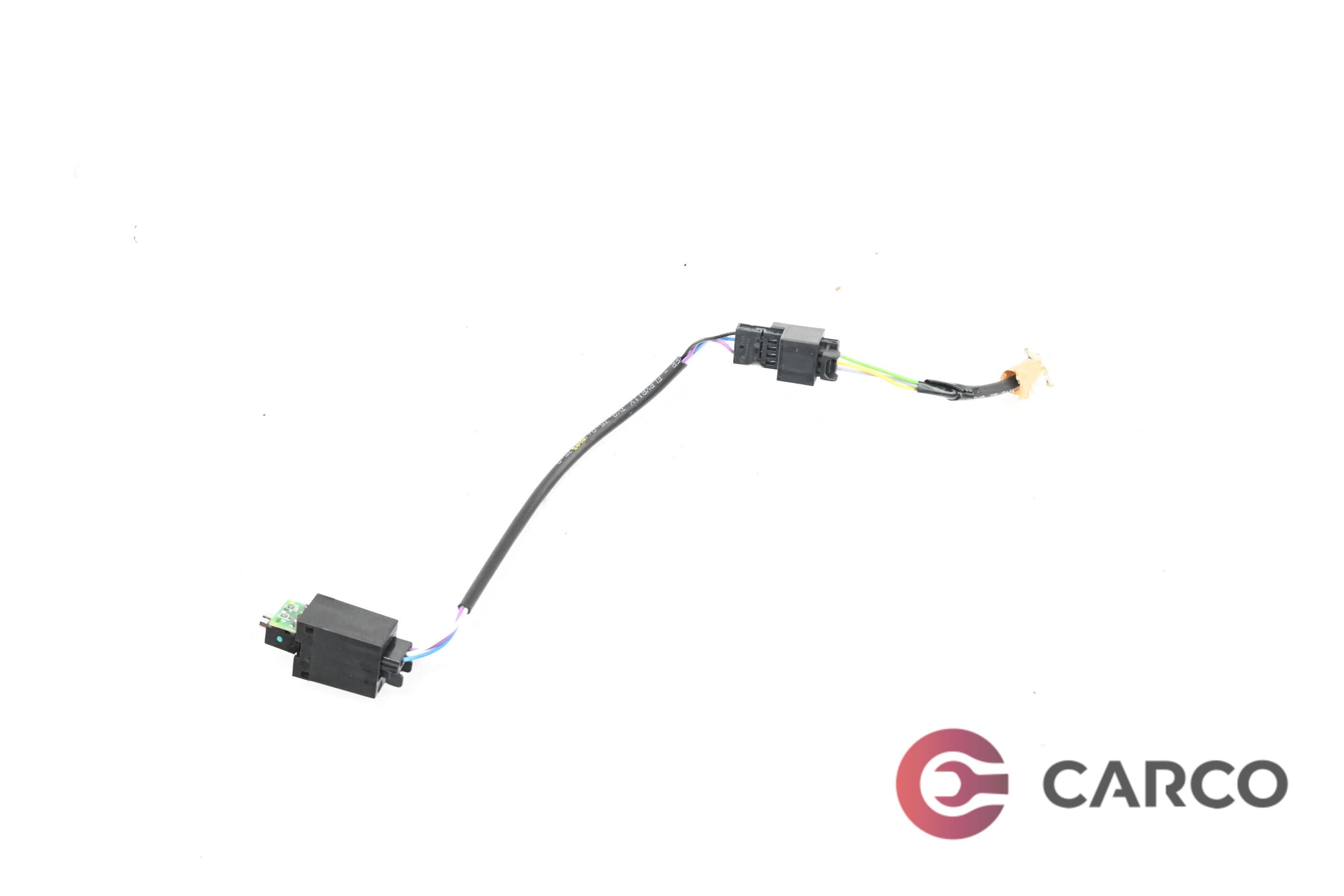 AUX/USB 4G0035474 за AUDI A6 (4G2, C7, 4GC) 2.0 TDI (2010)