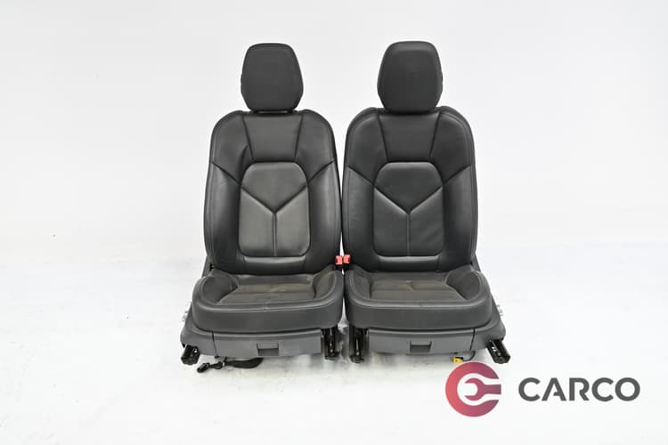 Седалки предни Десен волан за PORSCHE CAYENNE (92A) 3.0 Diesel (2010)