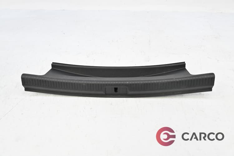 Лайсна около заключалка заден капак за VW GOLF VII (5G1, BE1) 1.4 TSI (2012)