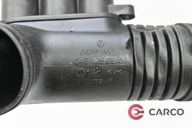 Въздуховод 04E129651C за VW GOLF VII (5G1, BE1) 1.4 TSI (2012)