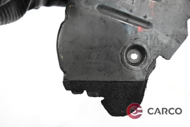 Капак ангренаж 038109147D за VW TOURAN FACELIFT (1T1, 1T2) 1.9 TDI (2003 - 2010)