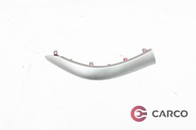 Интериорна лайсна дясна 55434-02070/02290 за TOYOTA AURIS FACELIFT 1.8 hybrid (2006 - 2012)