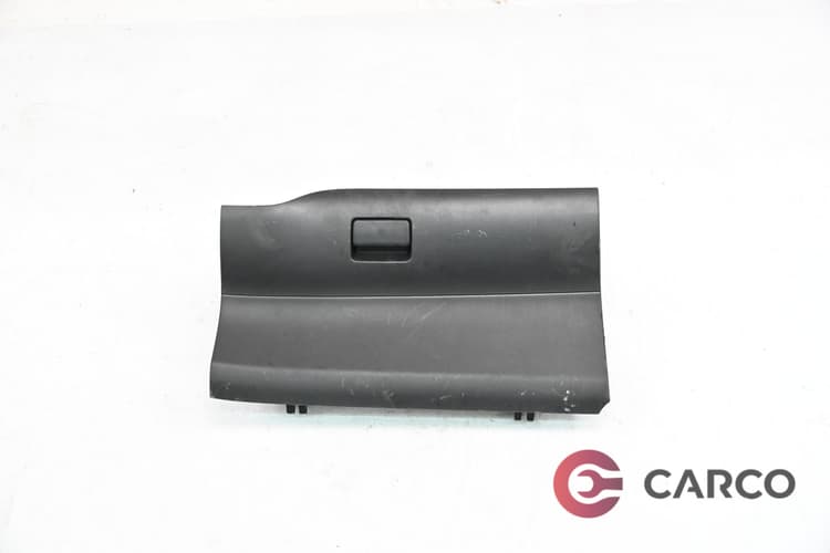 Жабка под волан за TOYOTA AURIS FACELIFT 1.8 hybrid (2006 - 2012)